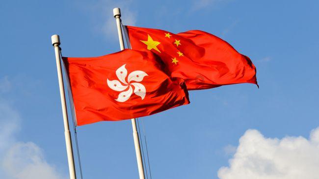 占用公共资源、存在安全隐患又属私有产权，城市中的“僵尸车”该如何处理？游戏画面